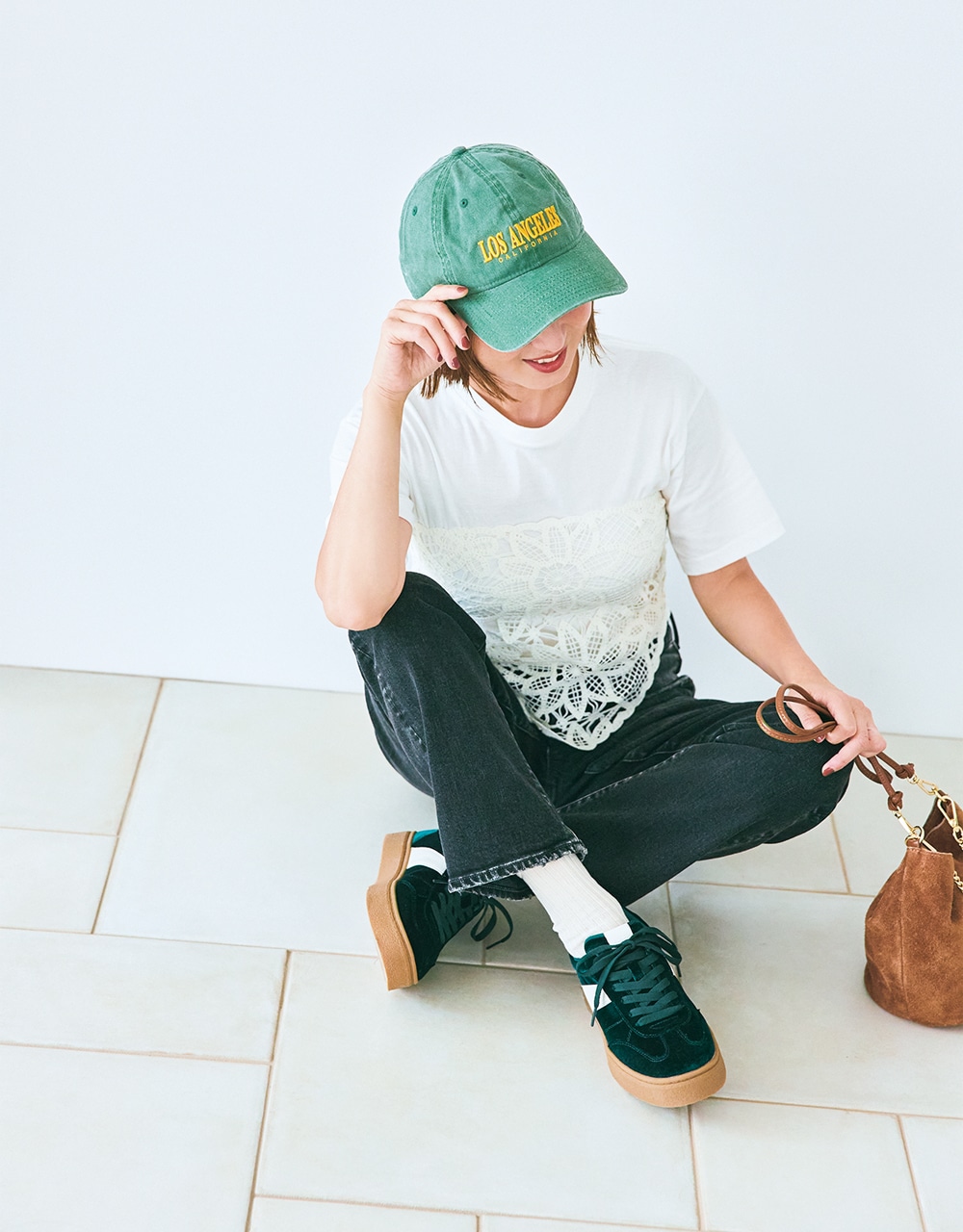 【GU（ジーユー）】「ベロアスニーカー」コーデ 水野利香さん