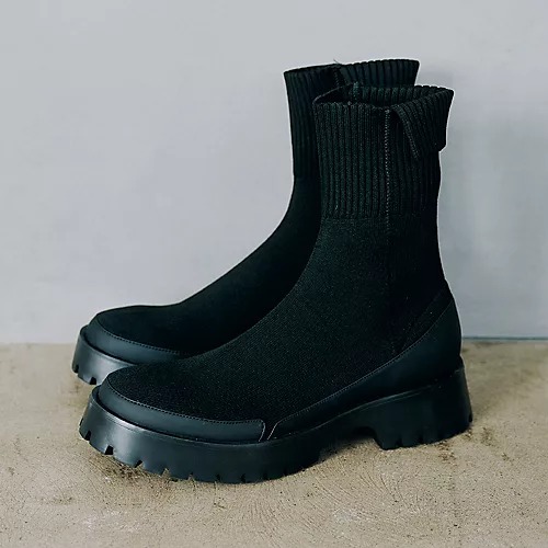 emmi
ecoニットブーツ
￥18,700