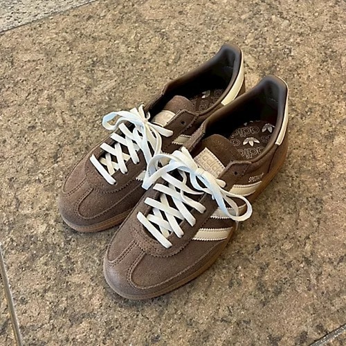 adidas Originals
HANDBALL SPEZIAL W
￥15,950
アースストレータ／オフホワイト／ガム