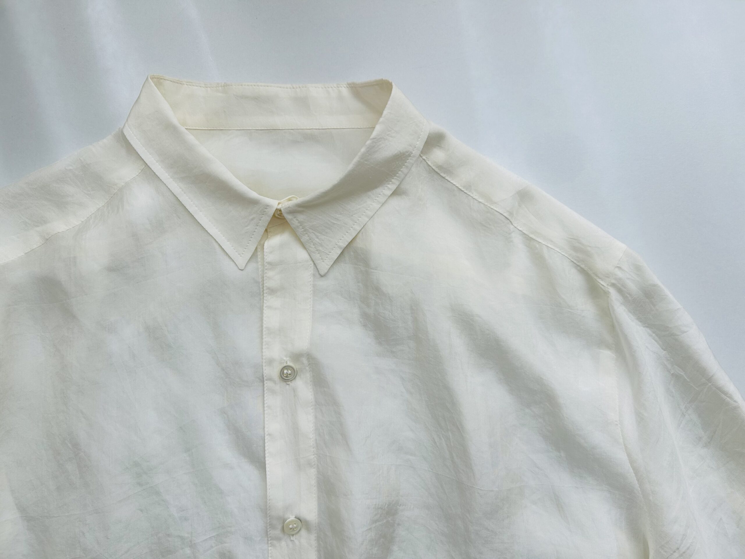 大人の上質シルクブラウス紹介