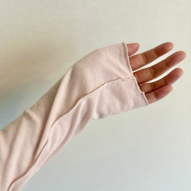 【GU】ソフトシアークルーネックT(ピンク)