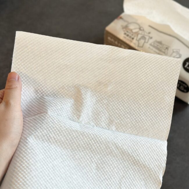 ニトリの「ぬれると除菌するペーパータオル」