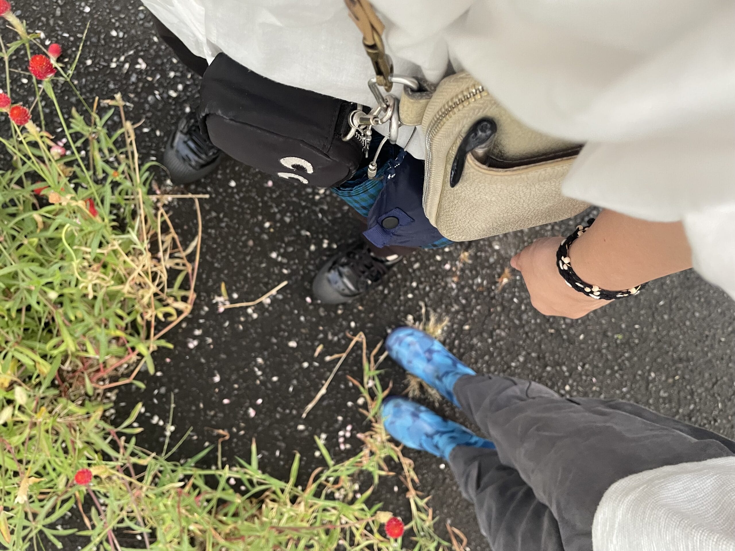 40代女性の2025年9月上旬コーデ、足元写真【その1】