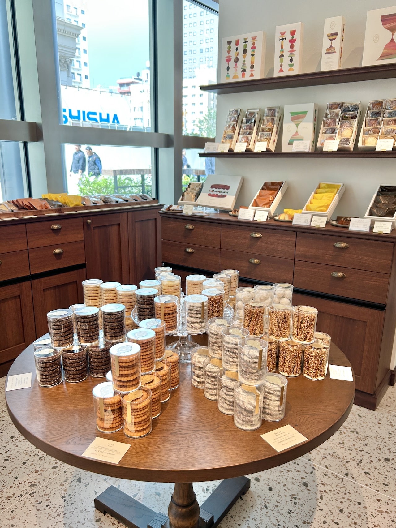 八芳園洋菓子店の焼き菓子売り場