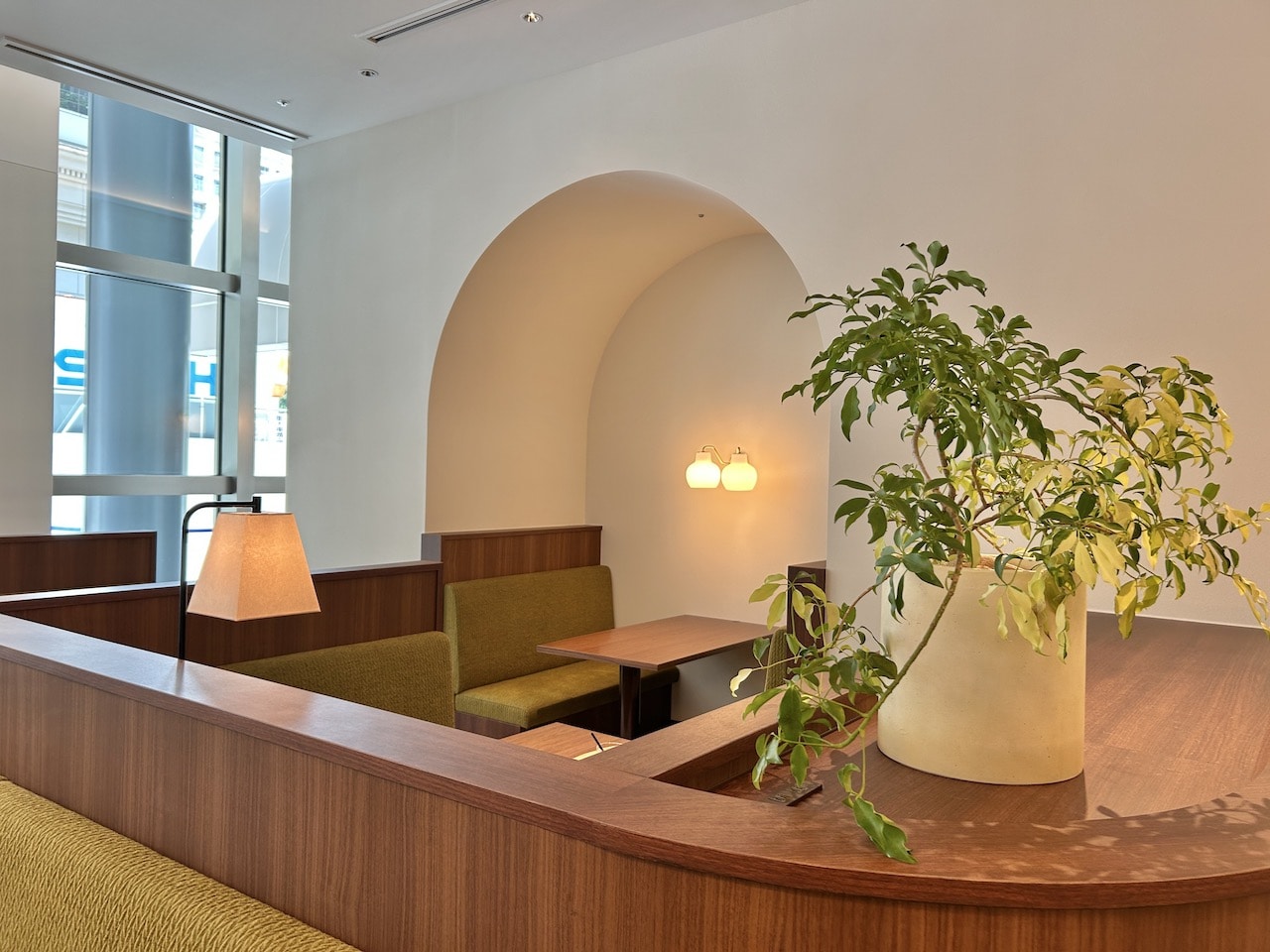 八芳園洋菓子店　飲食エリア