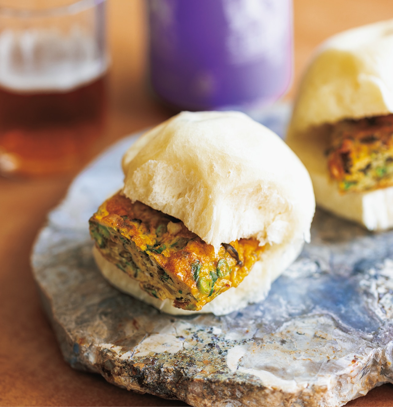 ねぎと高菜入り卵焼きの饅頭