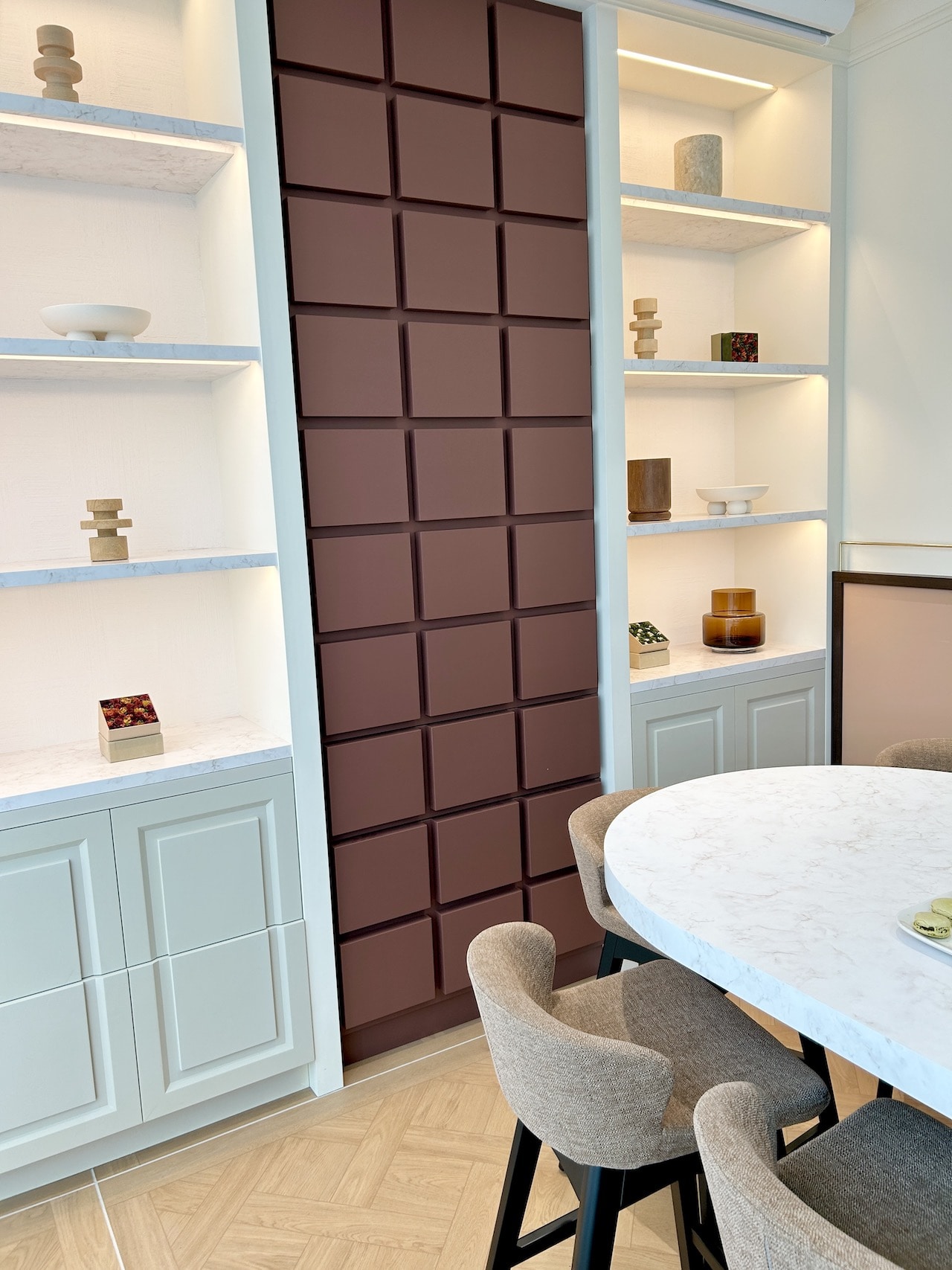 ラ・メゾン・デュ・ショコラ ニュウマン高輪店　内装