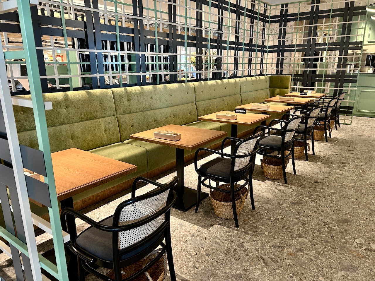 TOOTH TOOTH BISTRO＆CAFE　店内