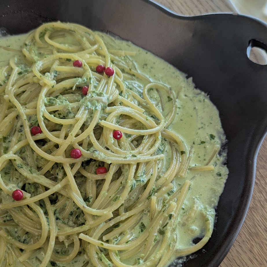 バジルクリームパスタ　おひるごはん　コポ