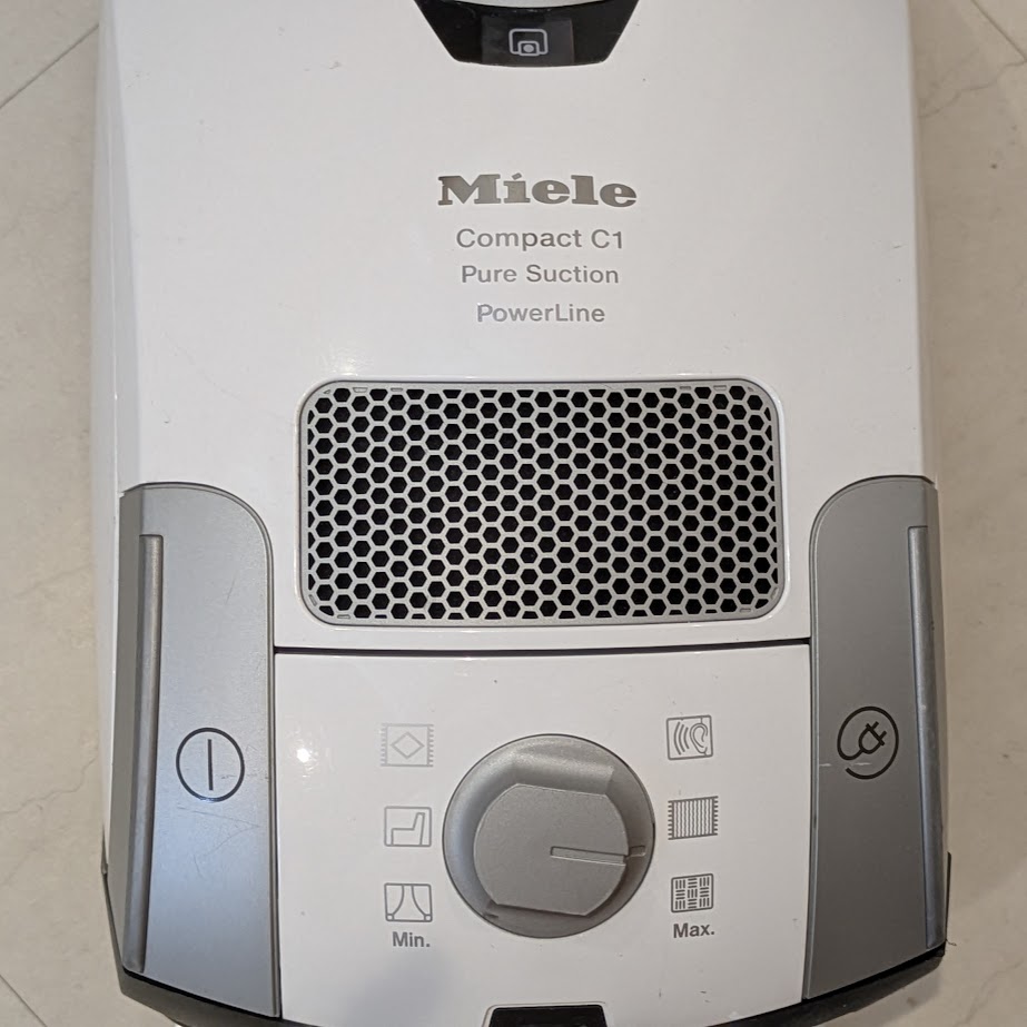 ミーレ　白　掃除機