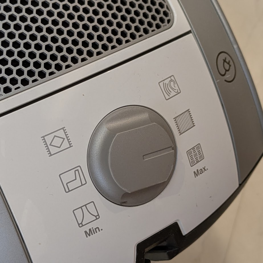 ミーレ　美デザイン　掃除機