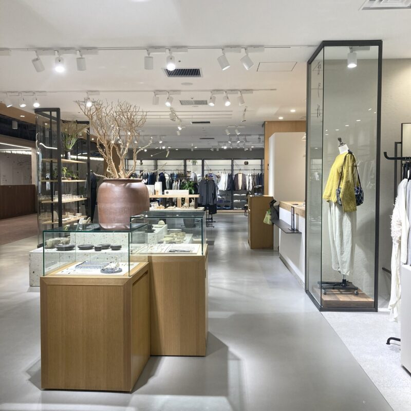 アーバンリサーチ　ニュウマン高輪店