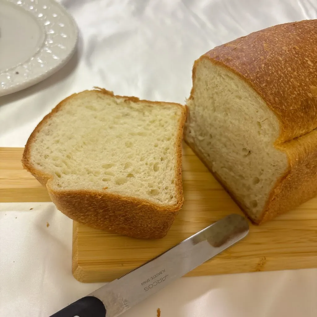 「MAISON KUROSU（メゾンクロス）」食パン「雲」