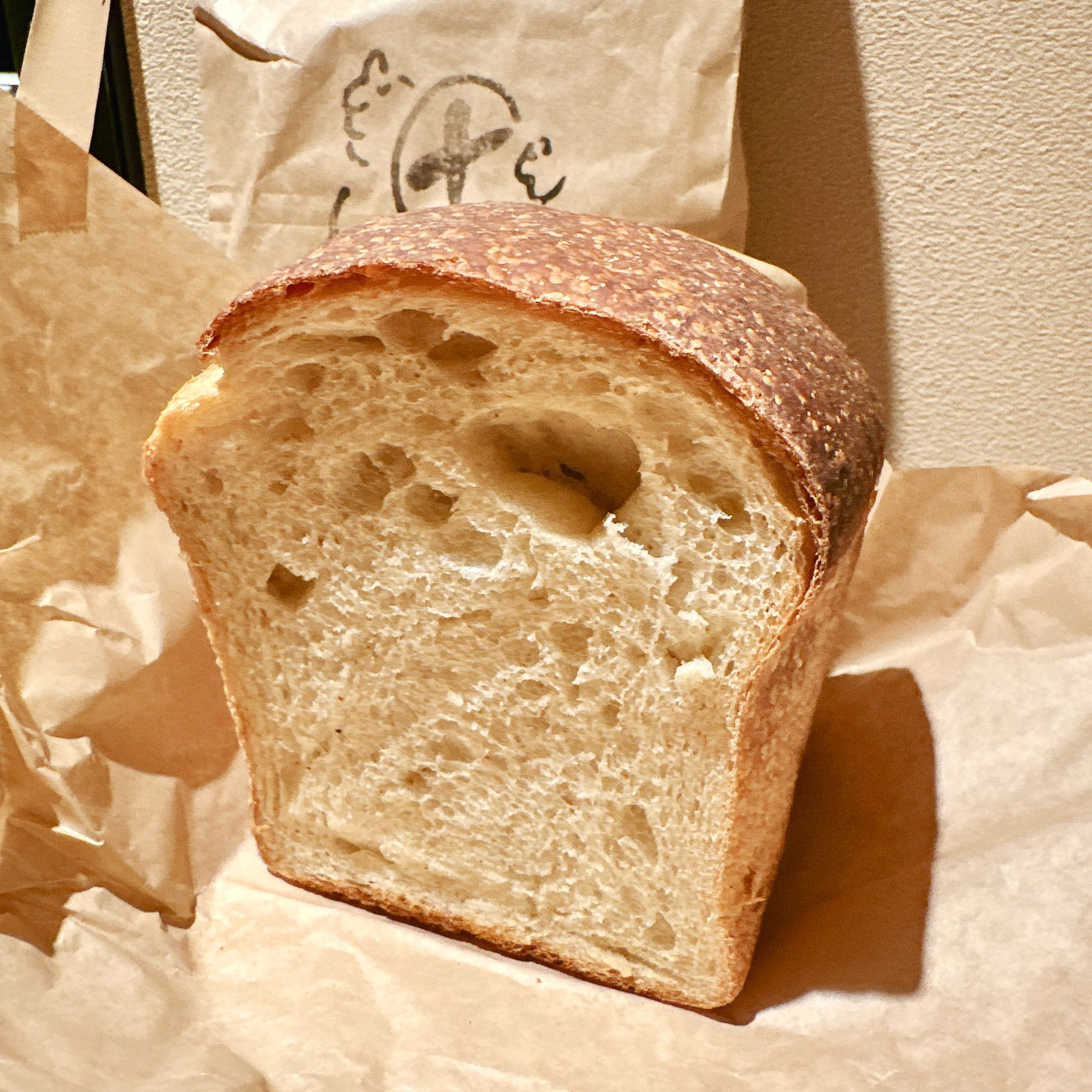 「パン屋塩見」食パン