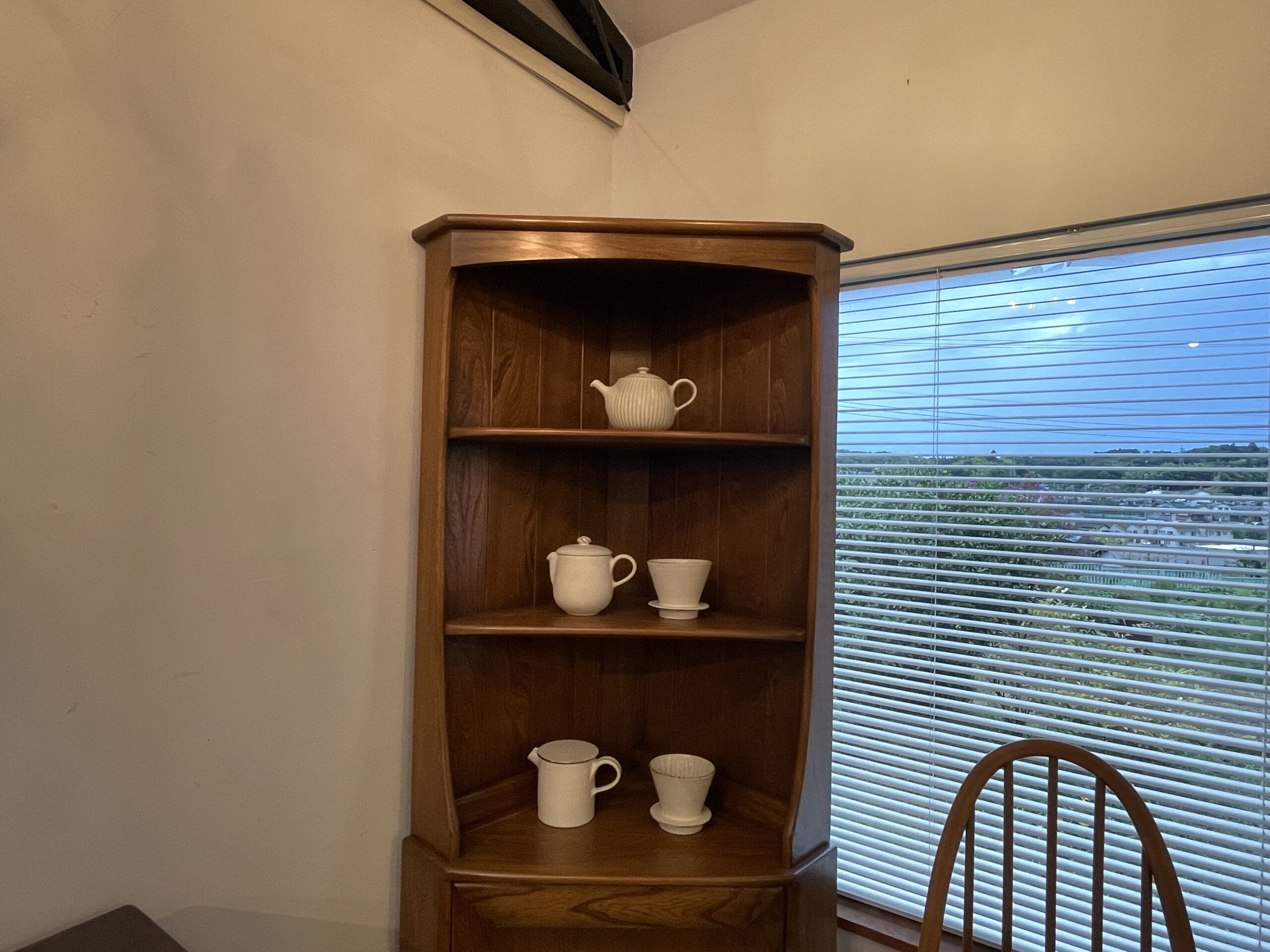 寺家ふるさと村のギャラリーJIKE HAUSで開催中の、「石岡信之　うつわ展」2025の様子【その4】