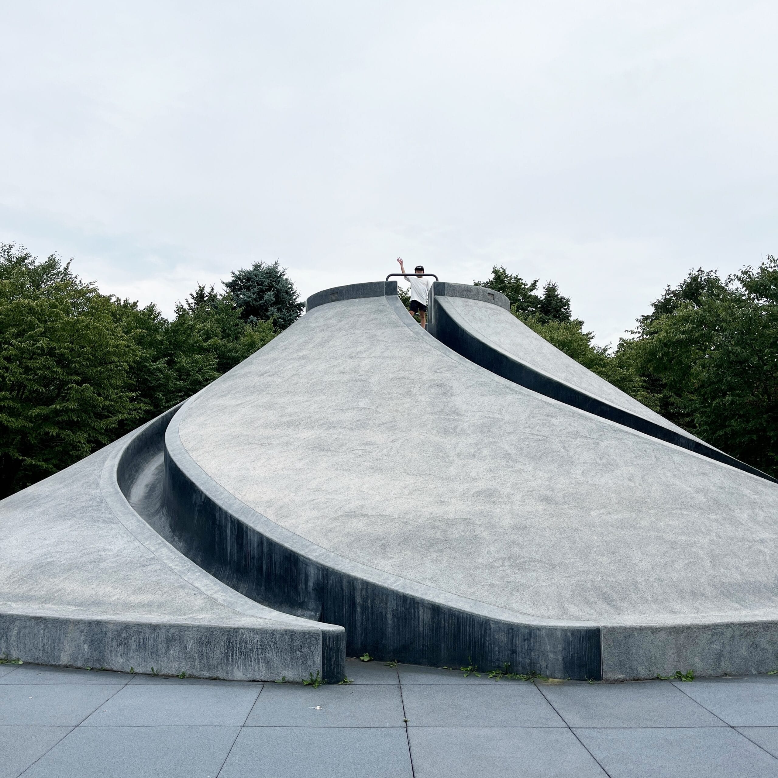 札幌市　モエレ沼公演　イサム・ノグチ