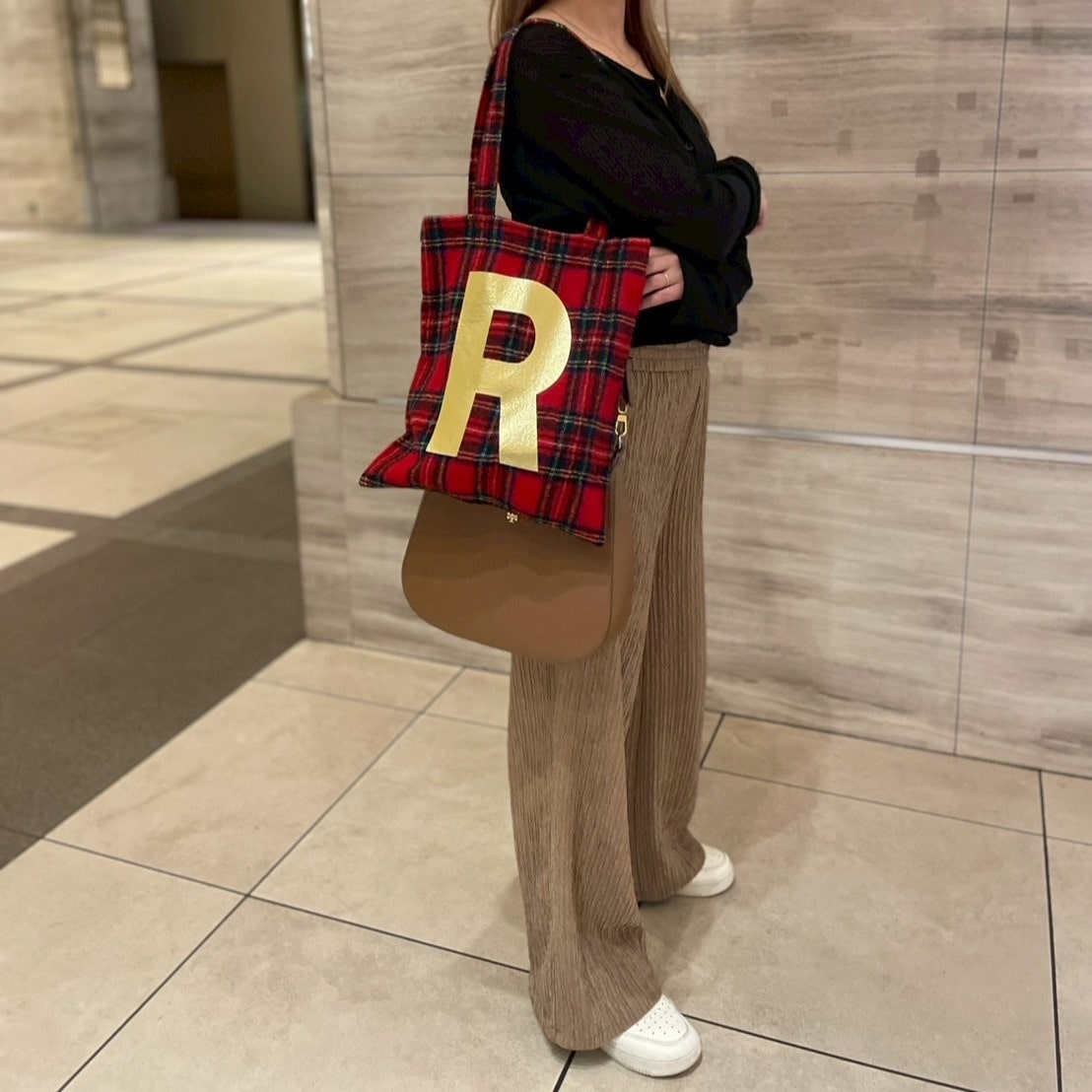 R&D.M.Co-
WOOL TARTAN CHECK TOTE BAG
￥8,800 　タータンチェックトートバッグ