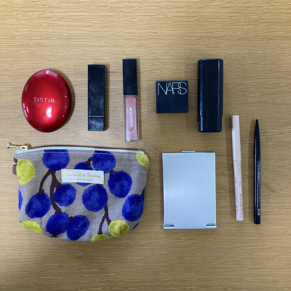 バッグの中身　40代　必需品