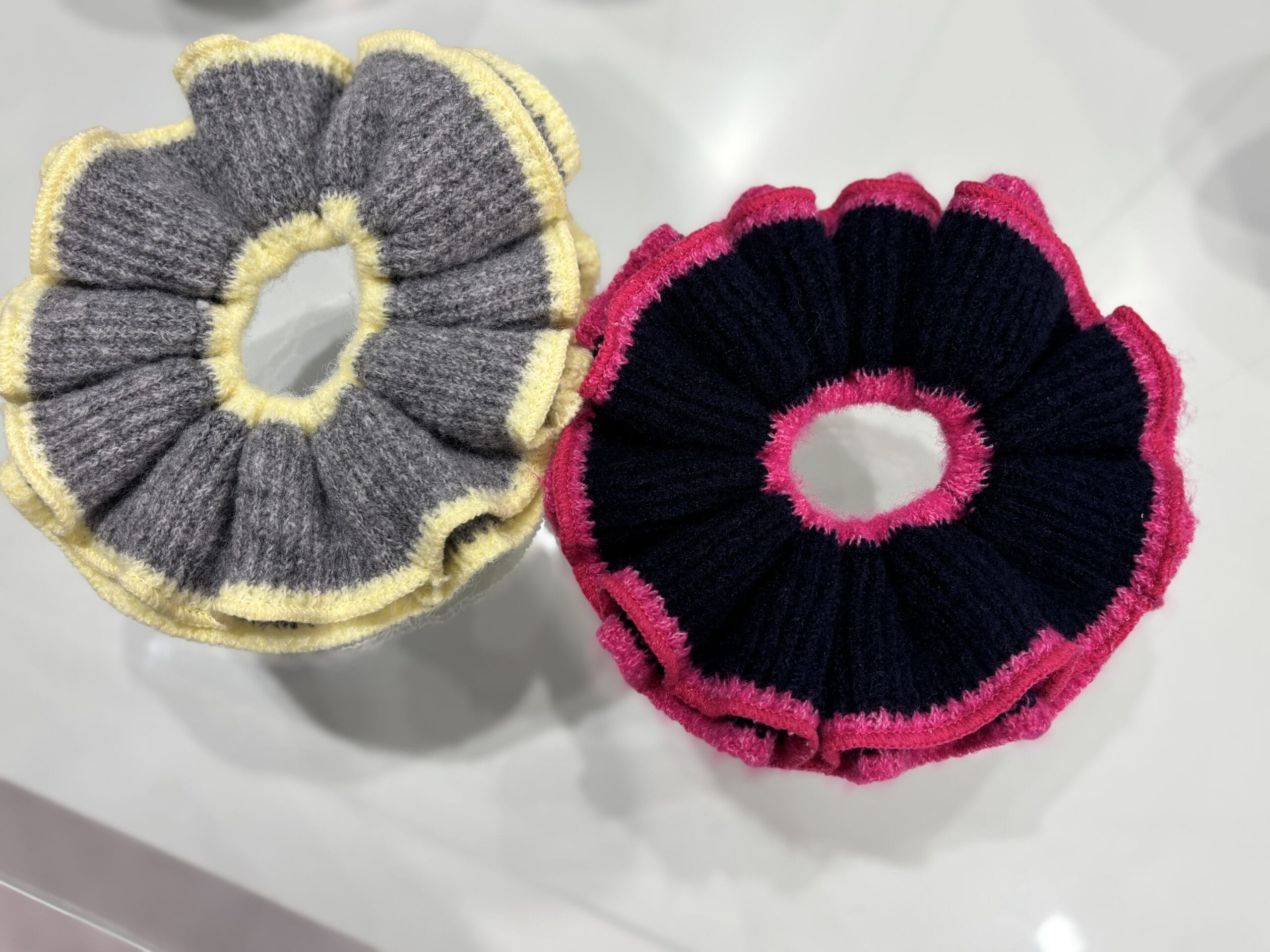 GU×rokh　ニットシュシュ