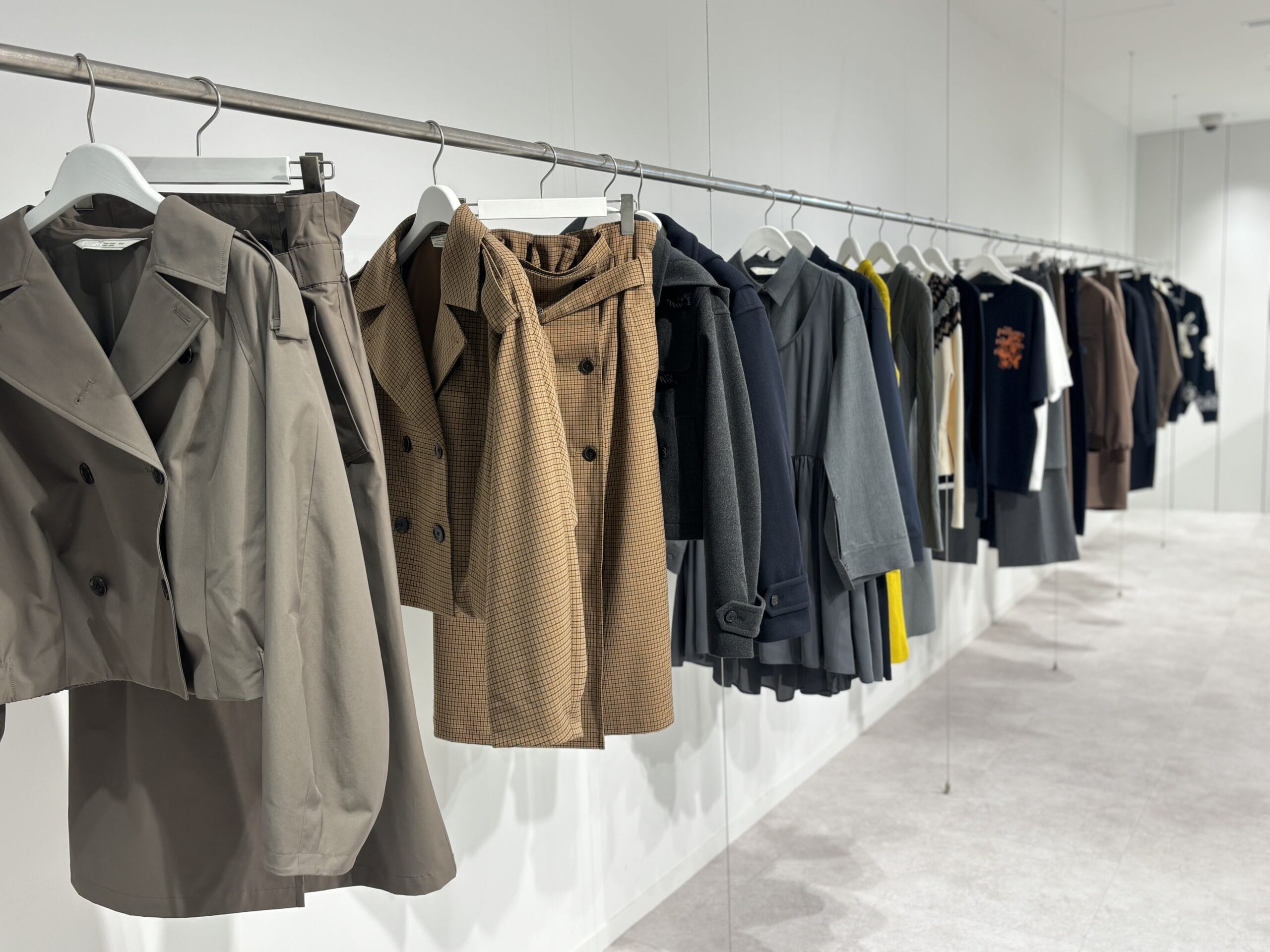 GU×rokh　商品陳列