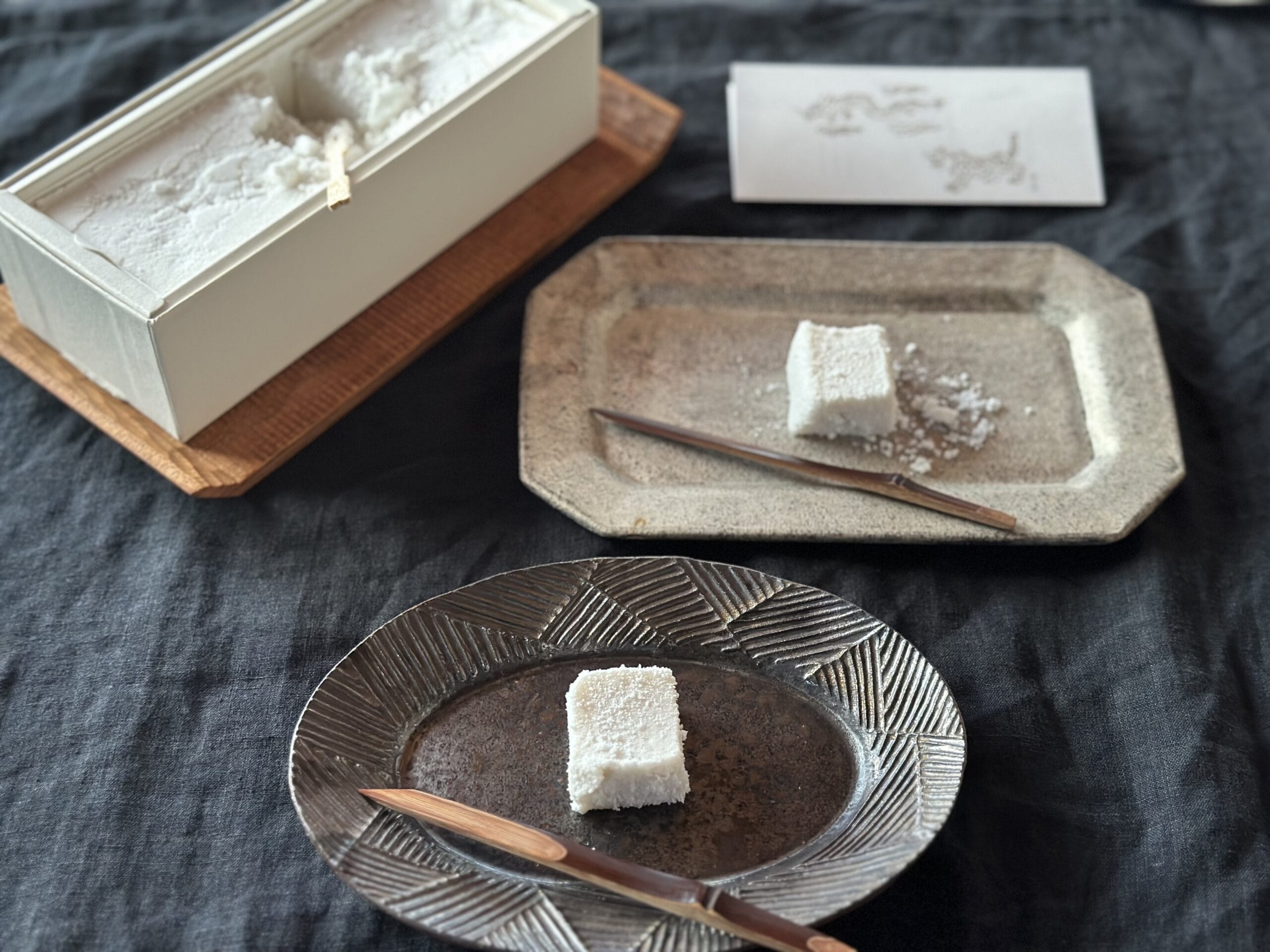 いったつみとらどう　椰子の白わらび餅　人気お取り寄せ