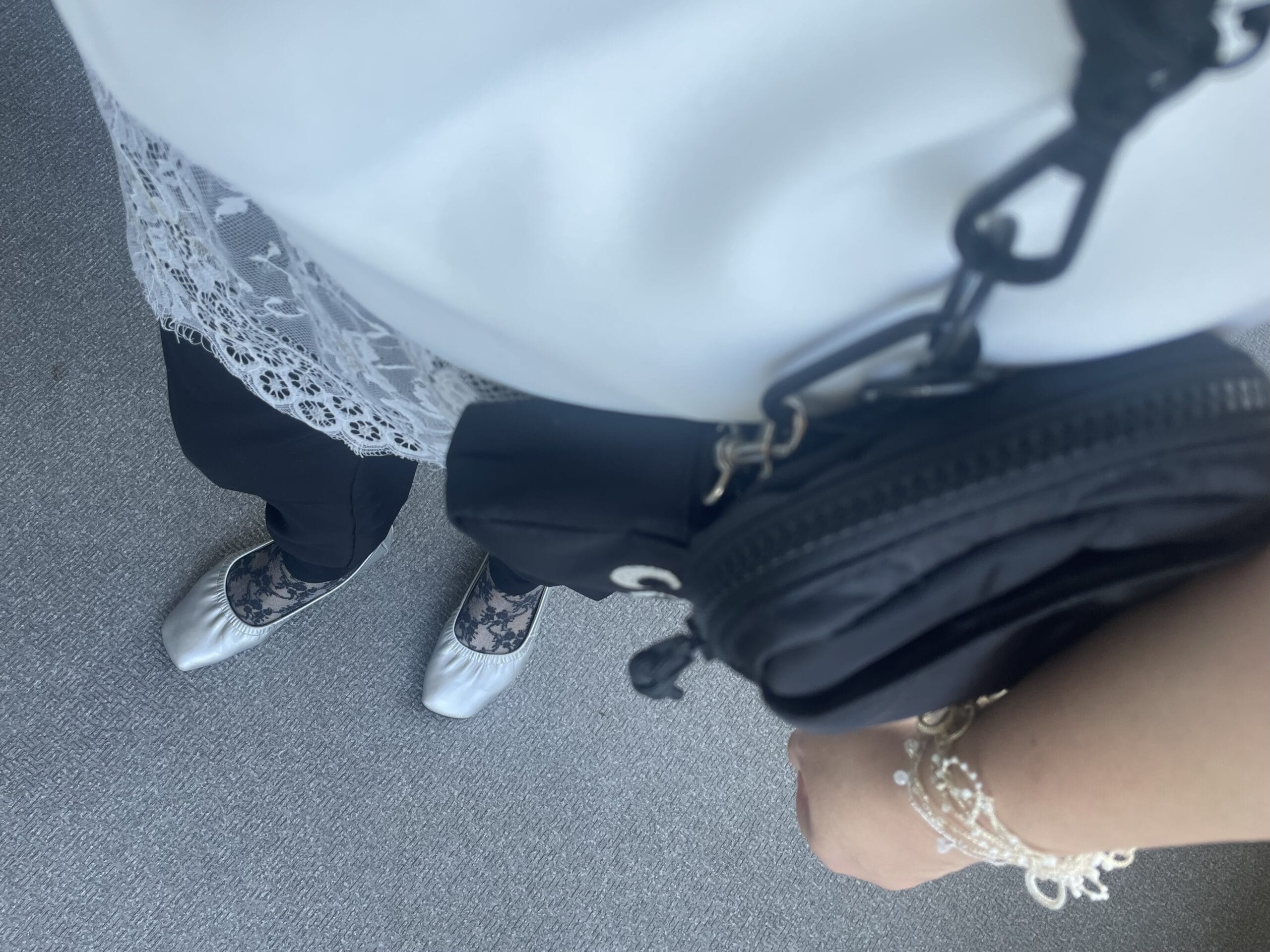 40代女性の2025年9月中旬コーデ、足元写真【その3】