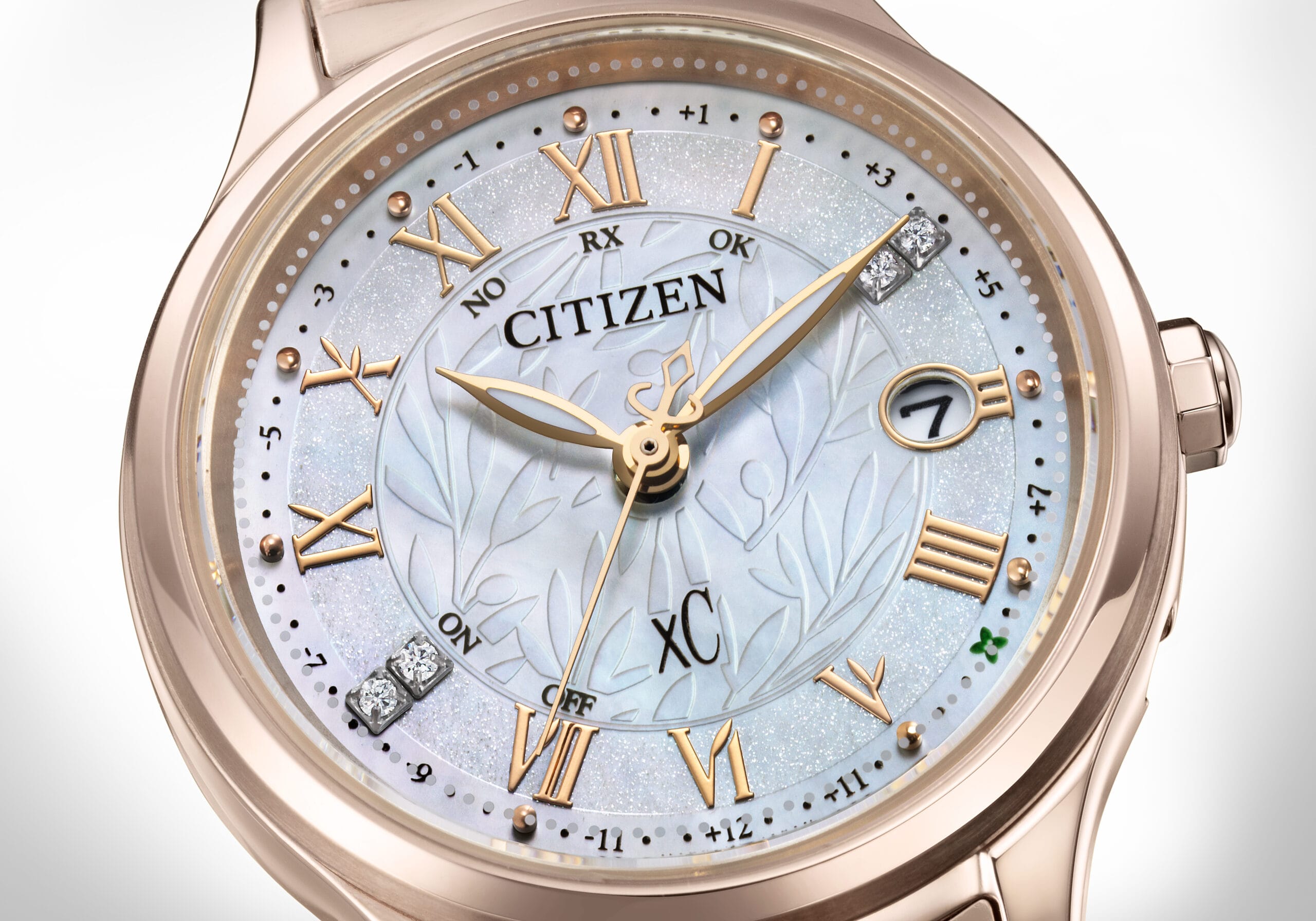 シチズン クロスシー　北川景子さんデザイン限定モデル　文字盤アップ