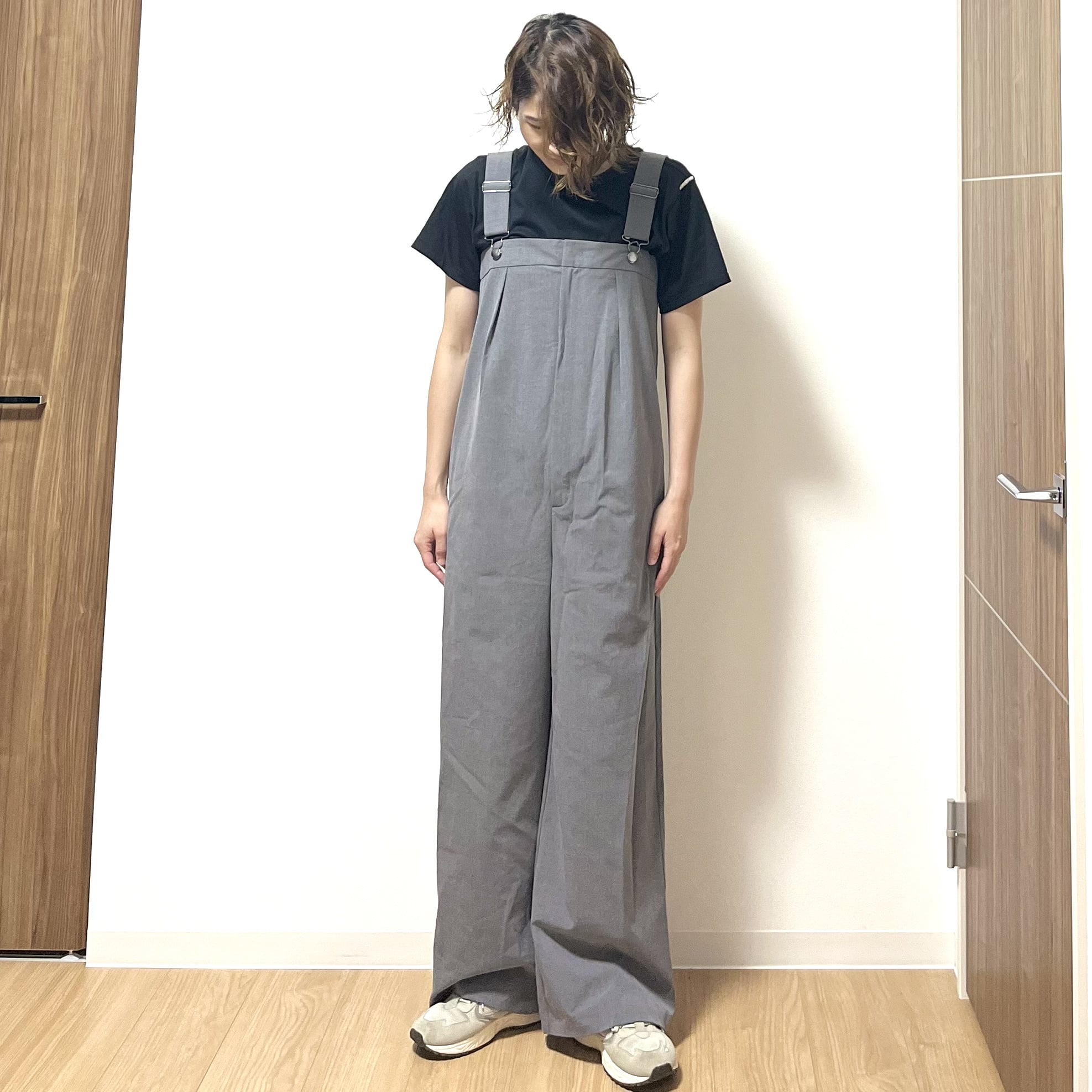 靴　スニーカー