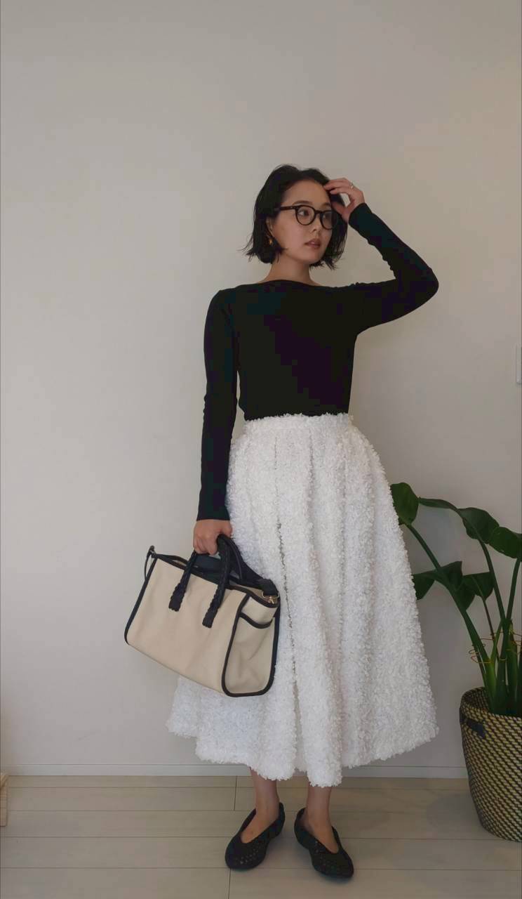 12closet×エディター高橋夏果コラボ
「ハピネスワークバッグ」のスカートコーディネート