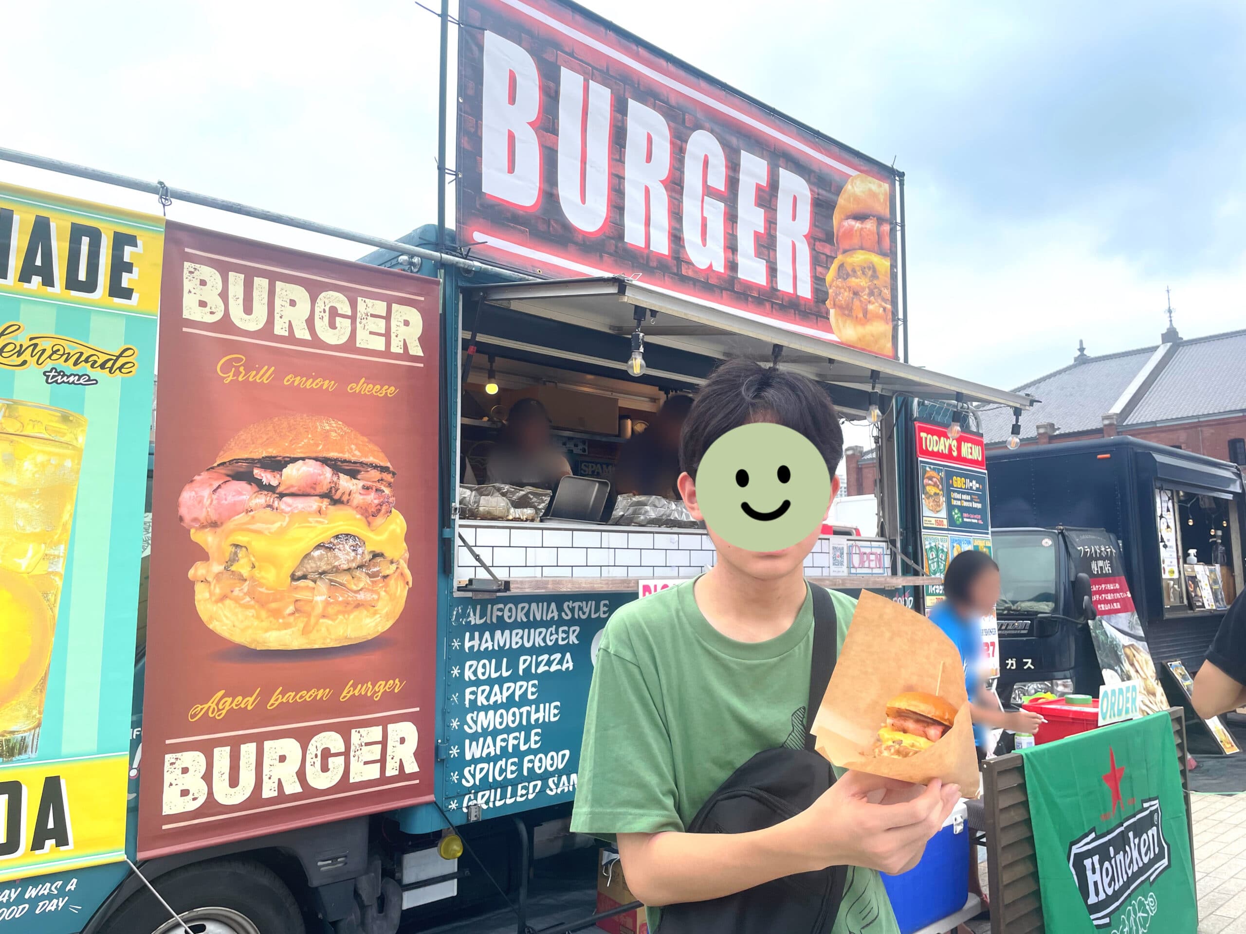 ハンバーガーフェス2025での「Hi！DINER」キッチンカーの写真【その2】