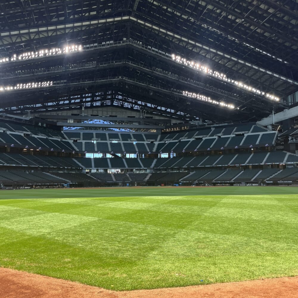 エスコンフィールド　野球　北海道