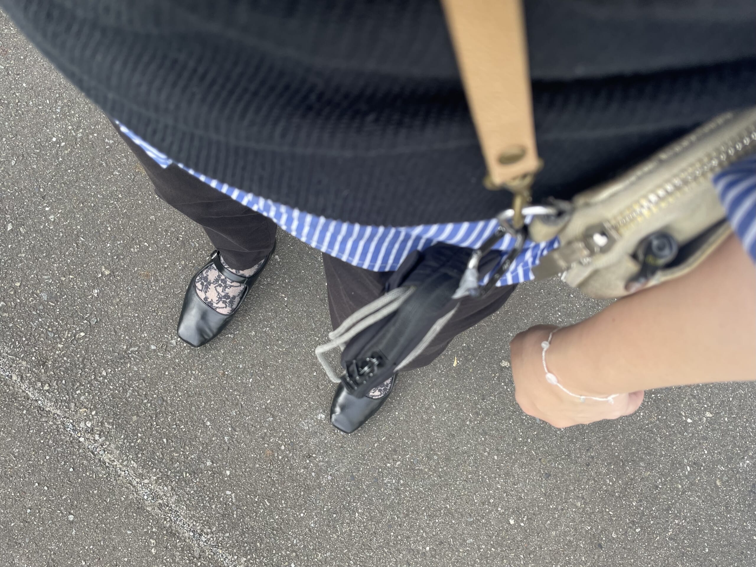 アップルフェロモンのブレスレットを着けているリアル写真1