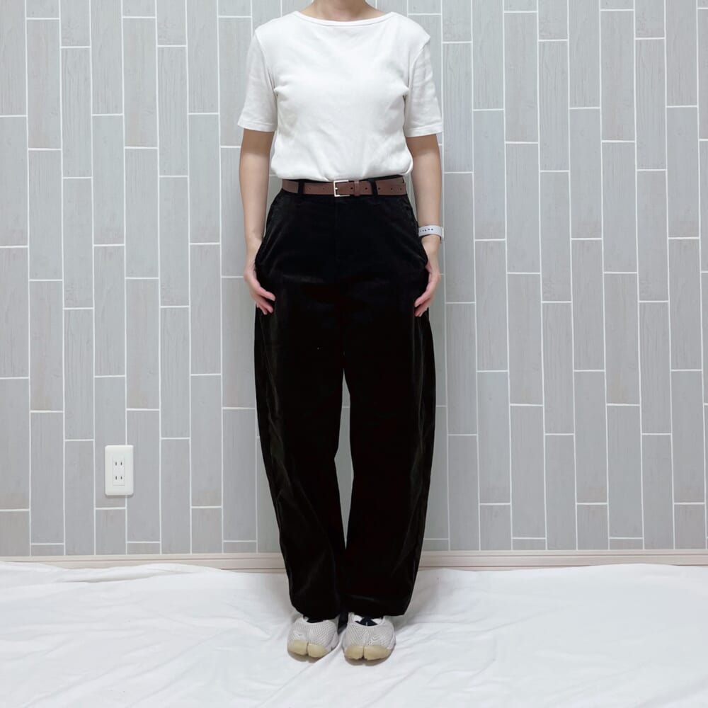 UNIQLO　コーデュロイカーブパンツ