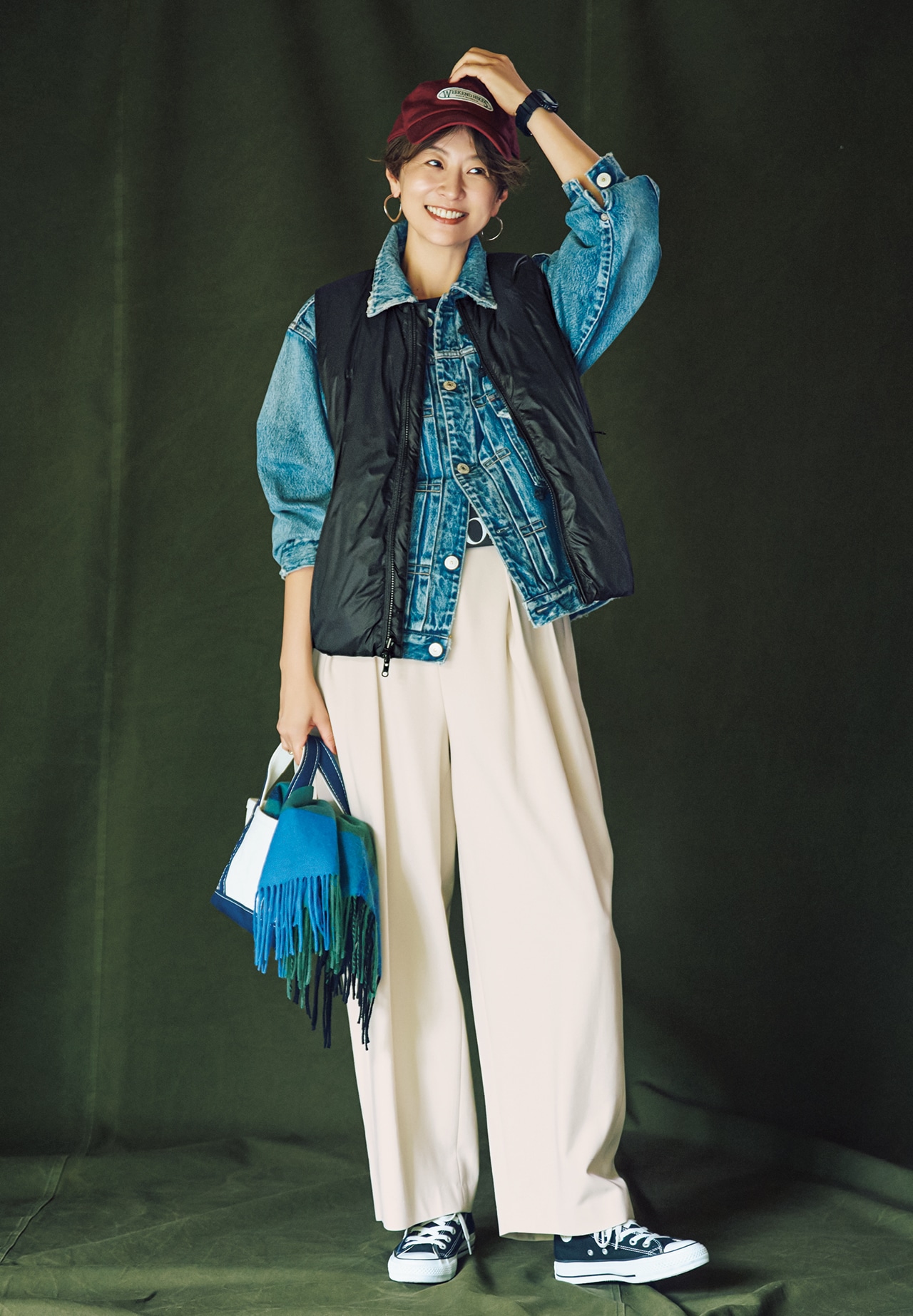 五明祐子さんのLEE DAYS限定 Curensology（カレンソロジー）【洗える】【五明祐子さんコラボ】ダブルクロスツータックパンツのコーデ