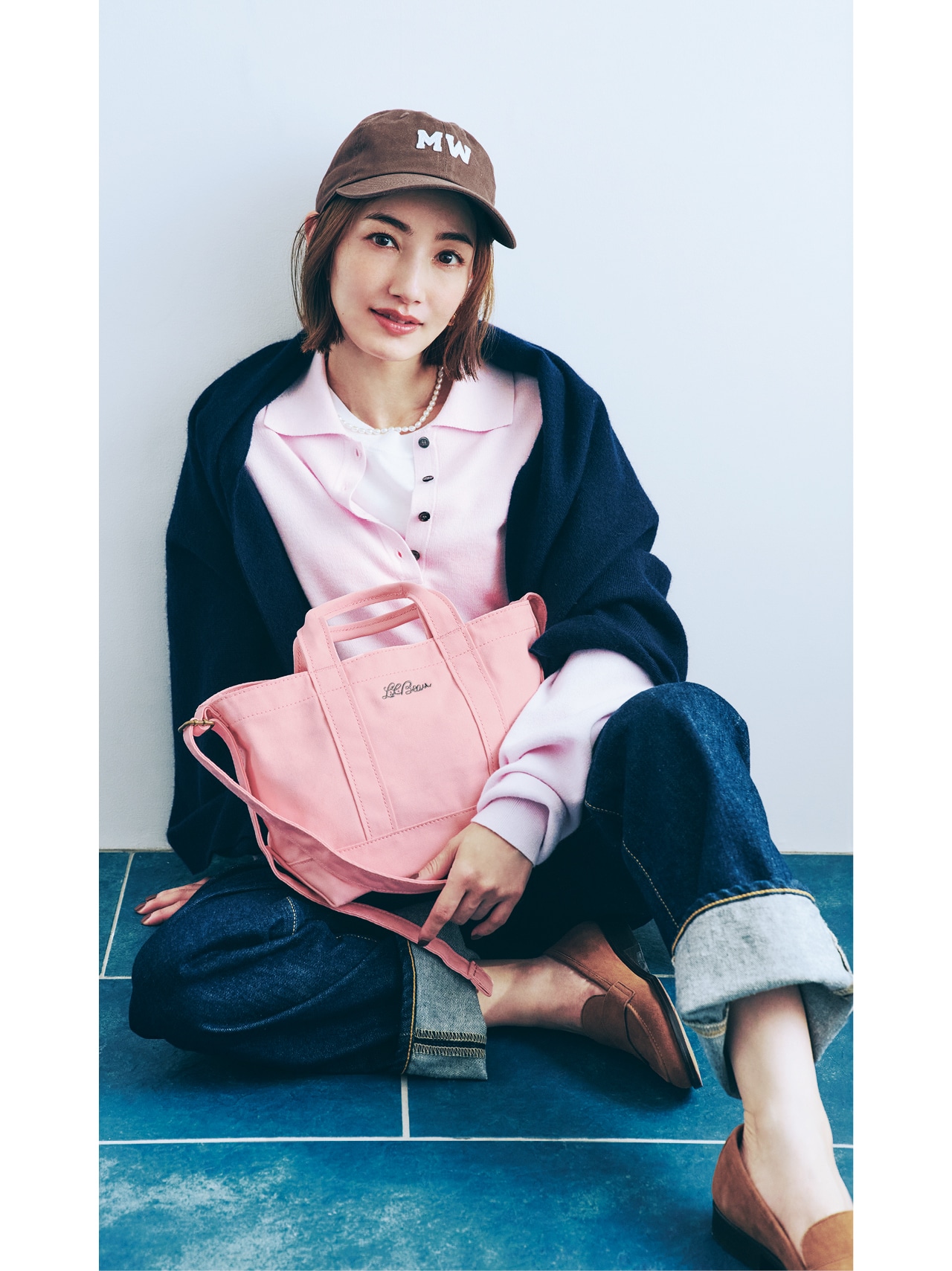 辻元 舞さんのLEE限定 L.L.Bean(エル・エル・ビーン)【洗える】【LEE別注】LEE100人隊コラボ グローサリー・ 2WAYスモールトート ピンクのコーデ