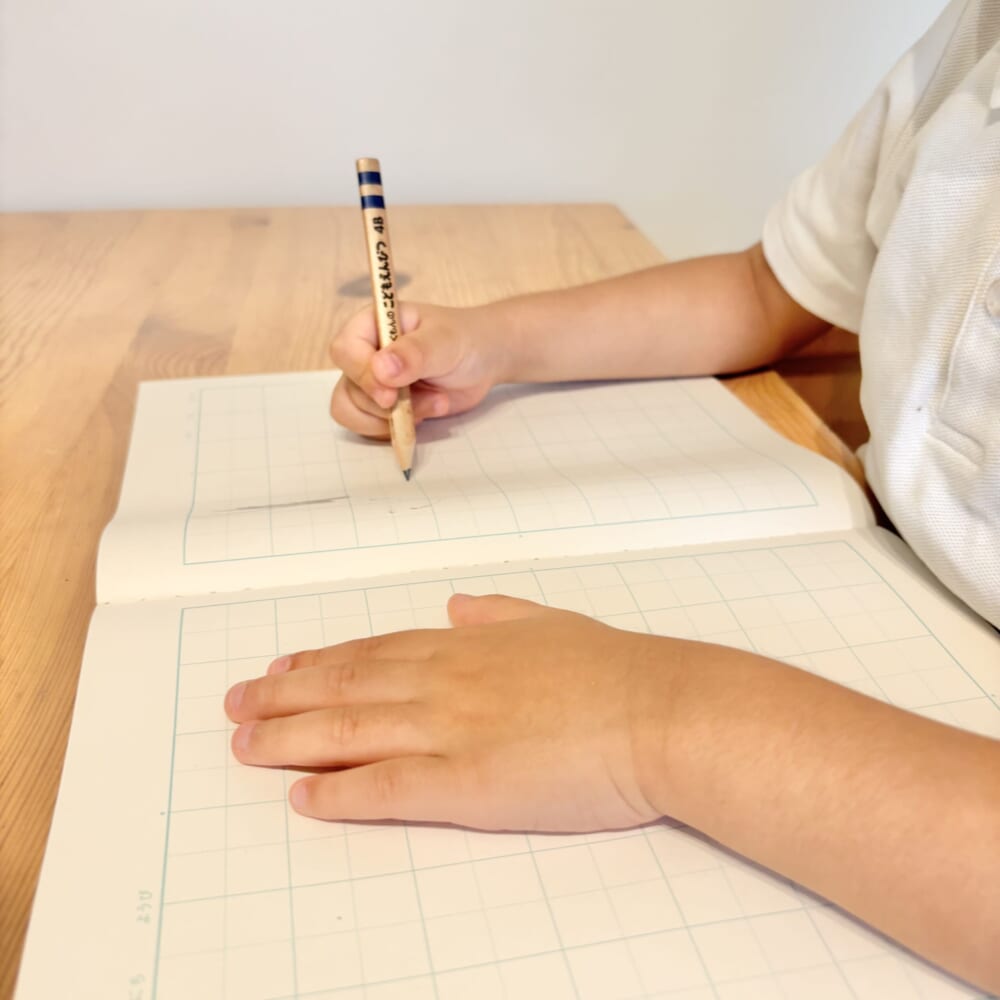 小学校入学準備　鉛筆の持ち方