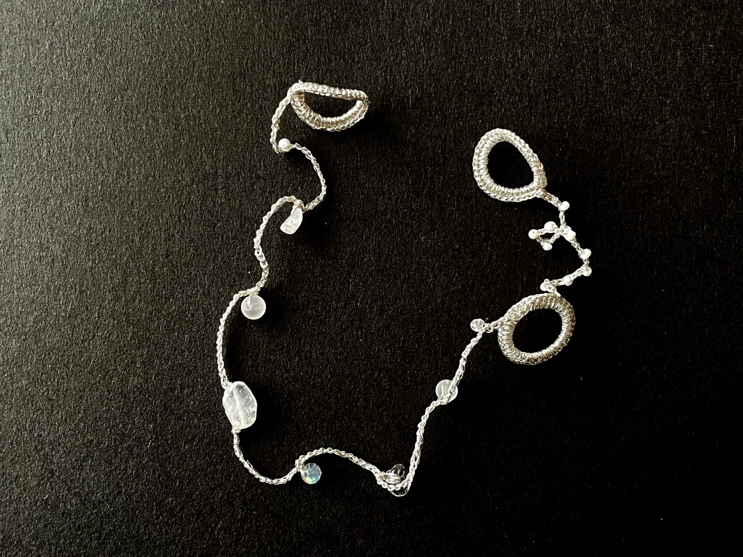 アップルフェロモンのブレスレットの写真