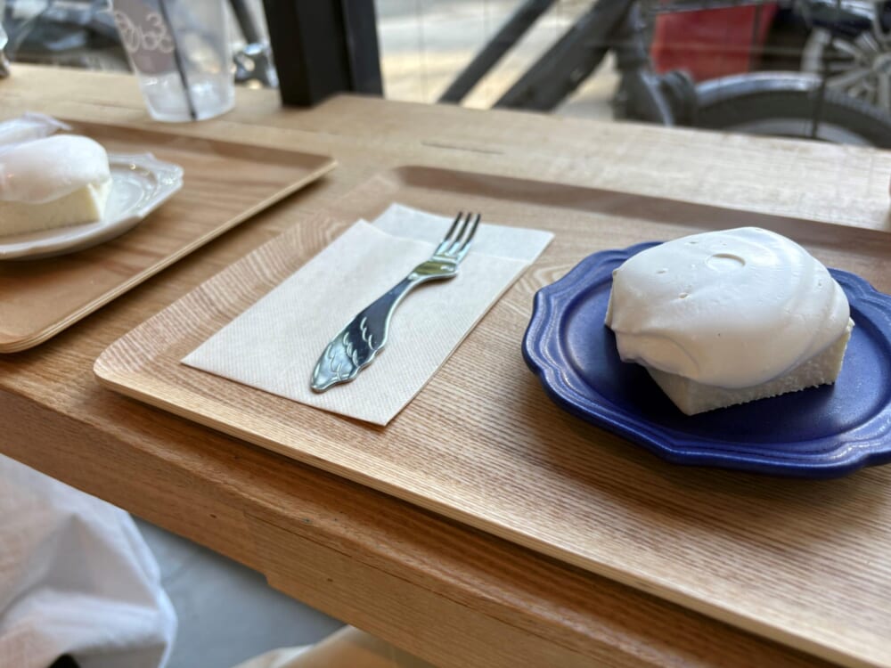 夙川　チーズケーキ　三ツ豆珈琲
