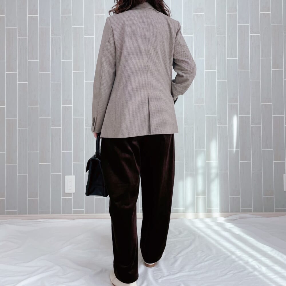 UNIQLO　コーデユ ュロイカーブパンツ　ダブルジャケット　着回しコーデ