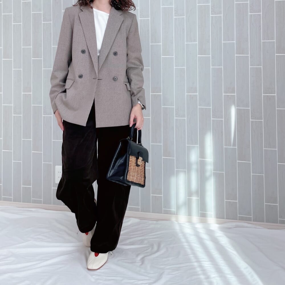 UNIQLO　コーデユ ュロイカーブパンツ　ダブルジャケット　着回しコーデ