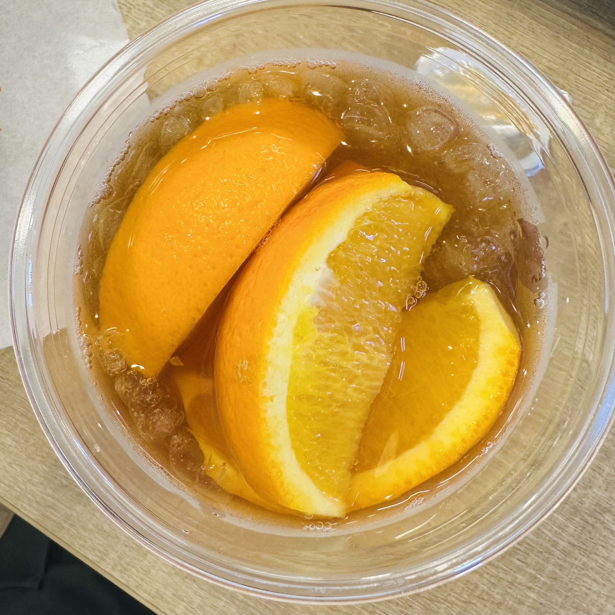 オレンジ&マンゴーアイスティー モスバーガー 期間限定