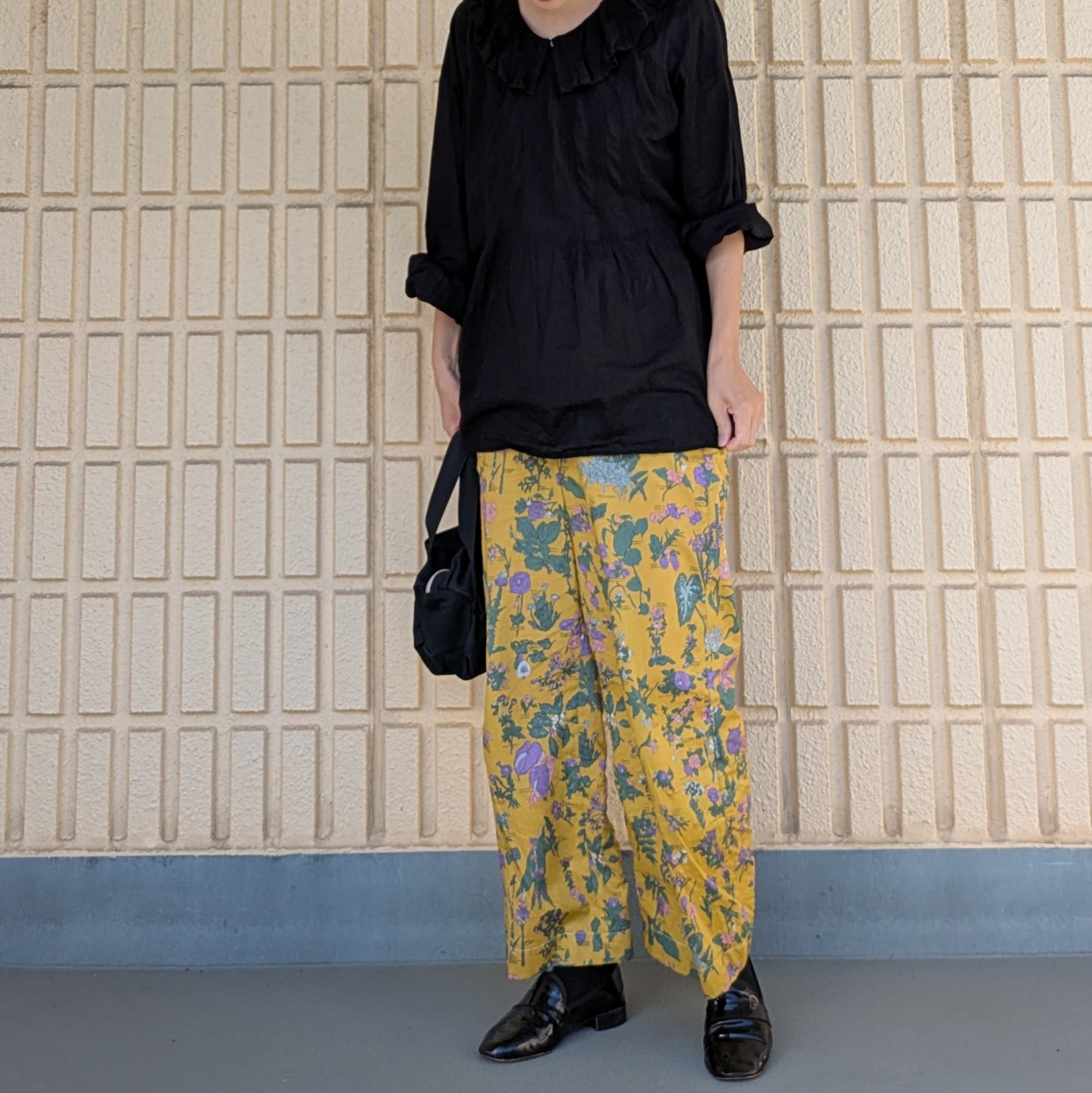 LEE100人隊が作った花柄フローラルパンツのコーデ