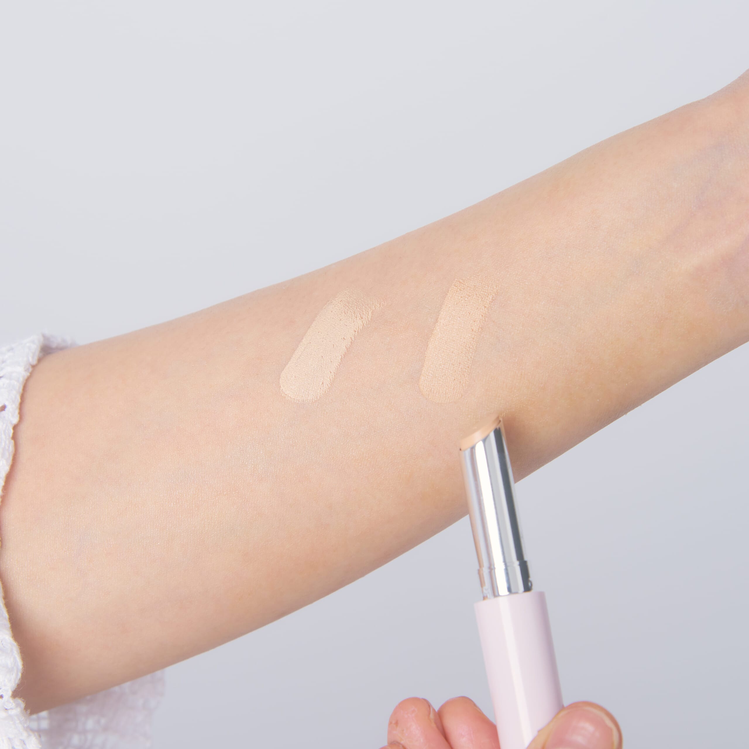 スティックコンシーラーNをお試し！