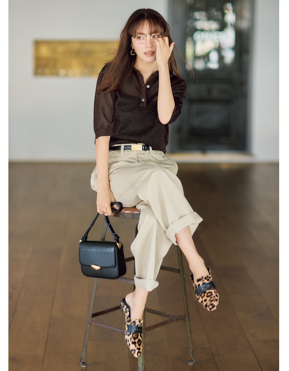 【SACRA(サクラ)】のラメ入りポロニット コーデ 蛯原友里さん