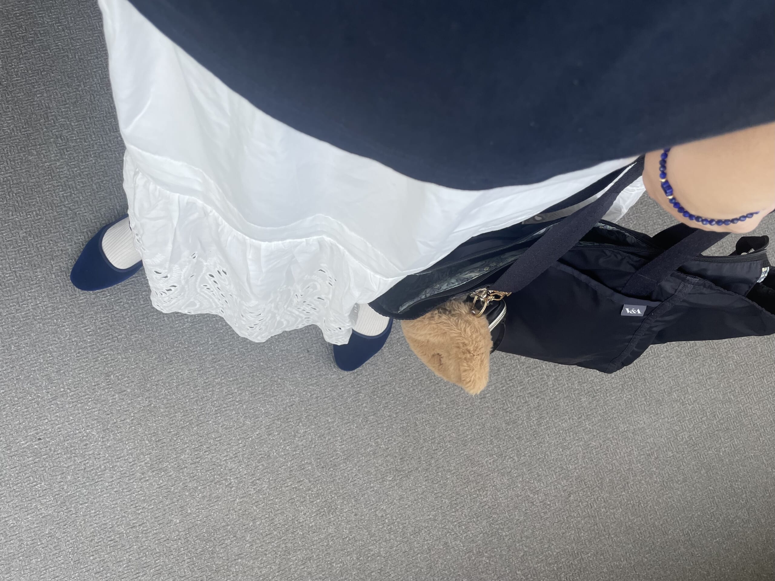 40代女性の2025年9月下旬のリアルコーデ【足元写真5】