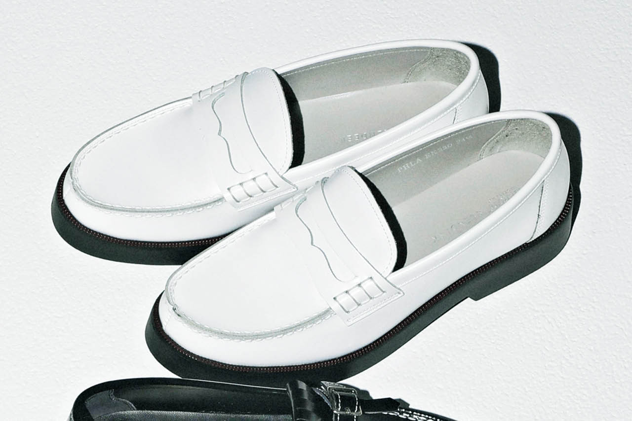 HARUTA×ELENDEEKのローファー