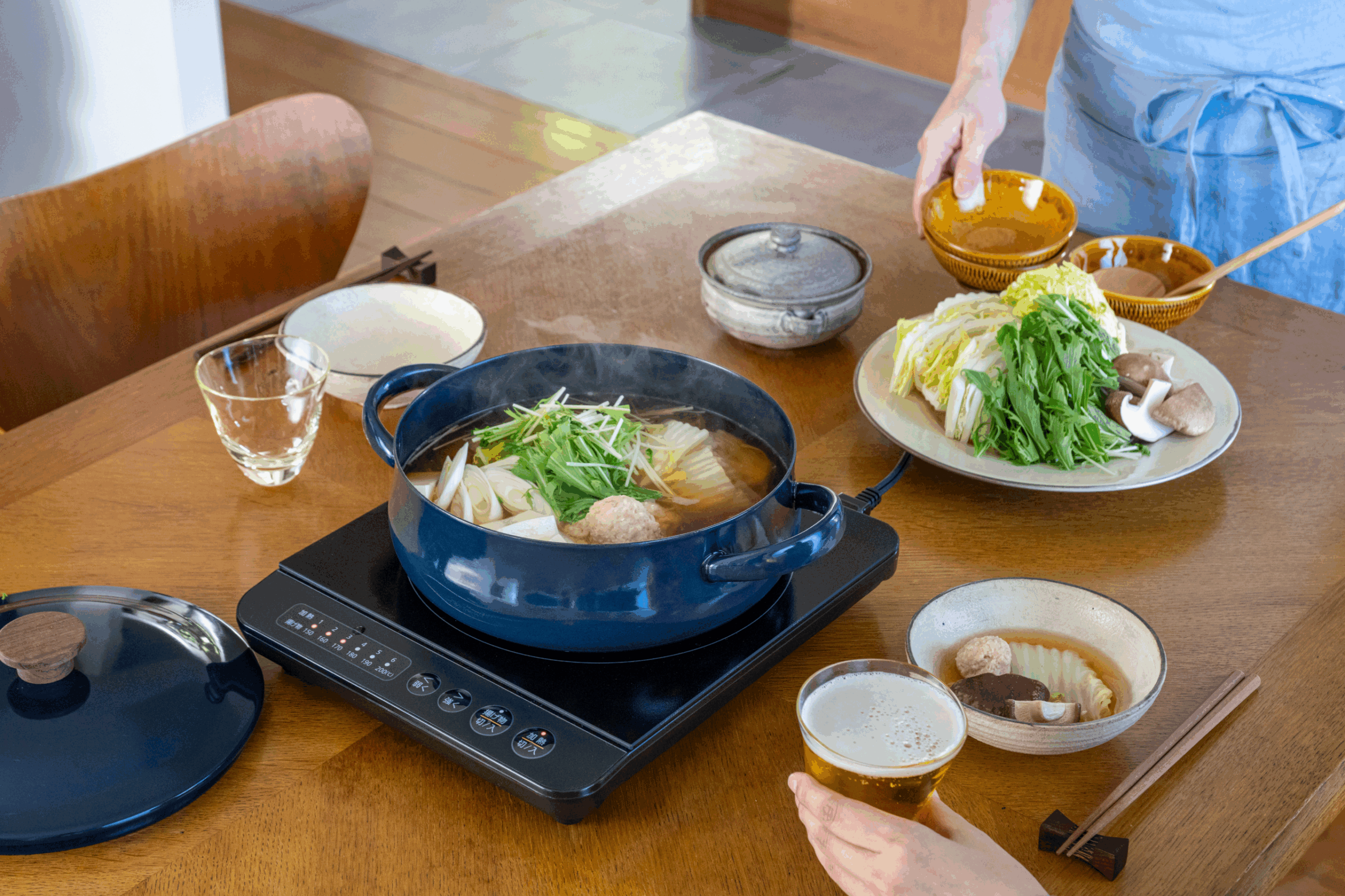 「野田琺瑯製 両手琺瑯鍋」寄せ鍋調理イメージ