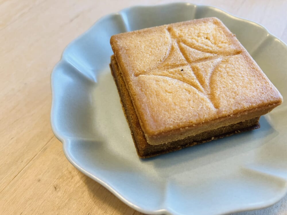 PRESS BUTTER SAND 蜜芋バター