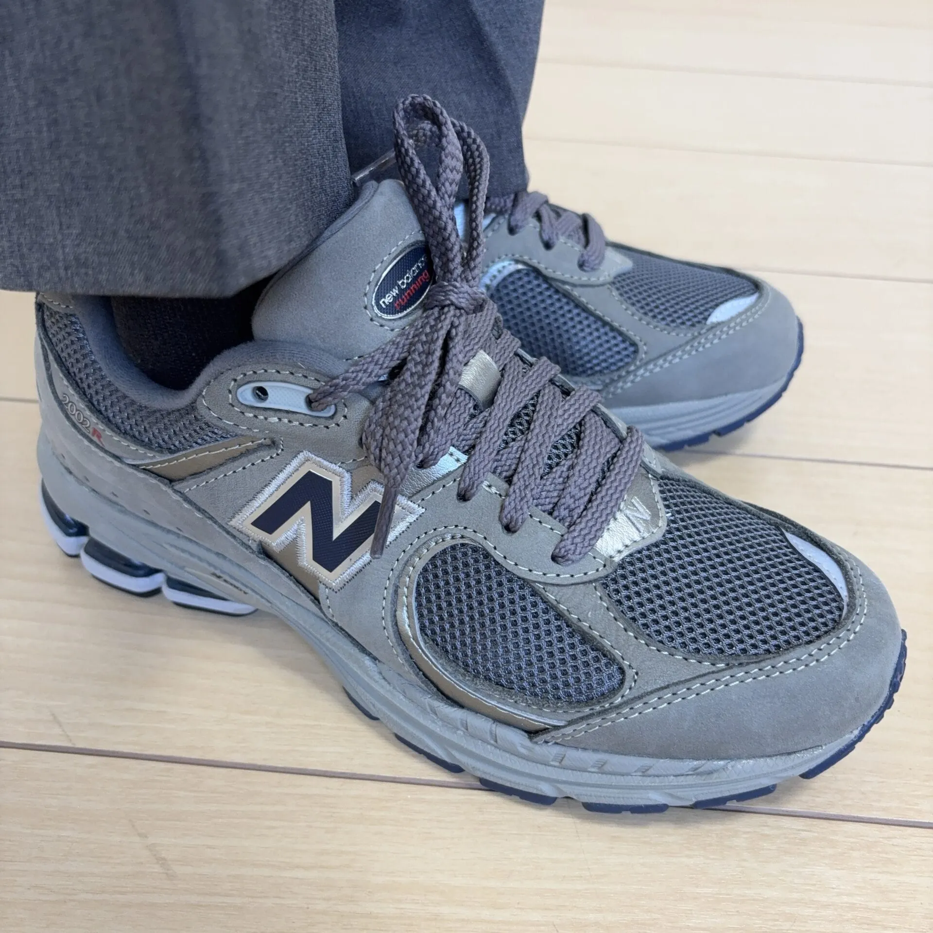 NewBalance「ニューバランス2002R」履いた足元