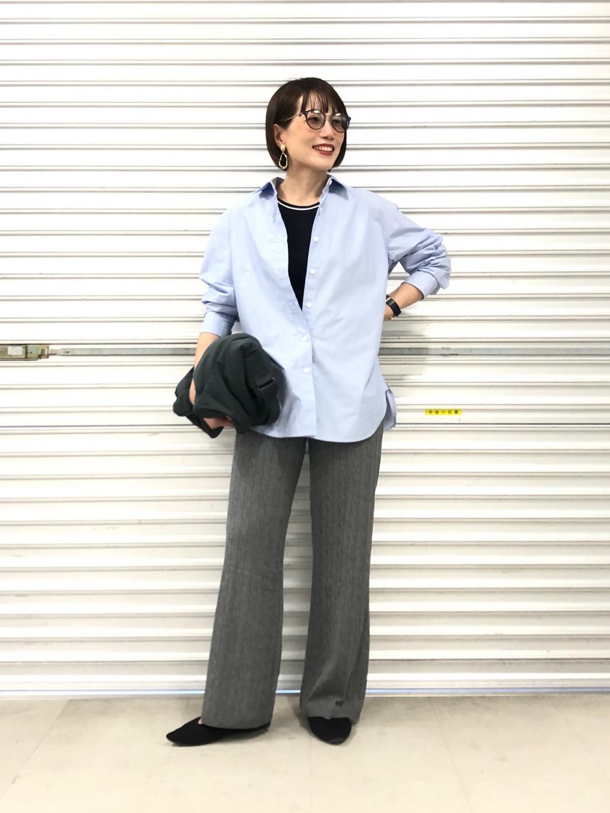 ユニクロ　コットンシャツ　62 BLUEのコーデ